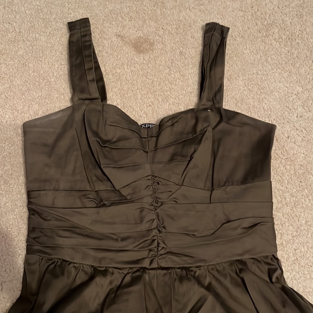 Dress - Picture 2 of 2